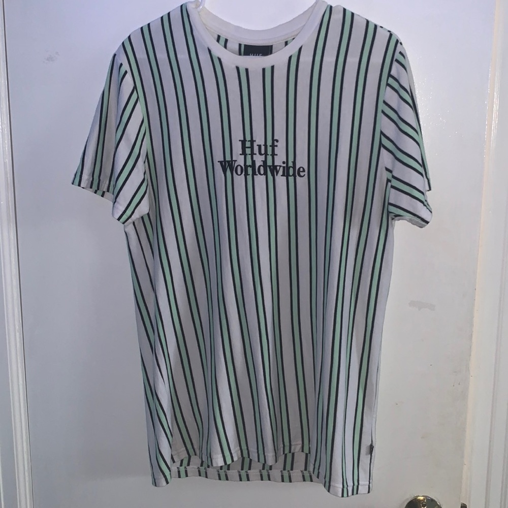 HUF Worldwide T shirt size MEDIUM